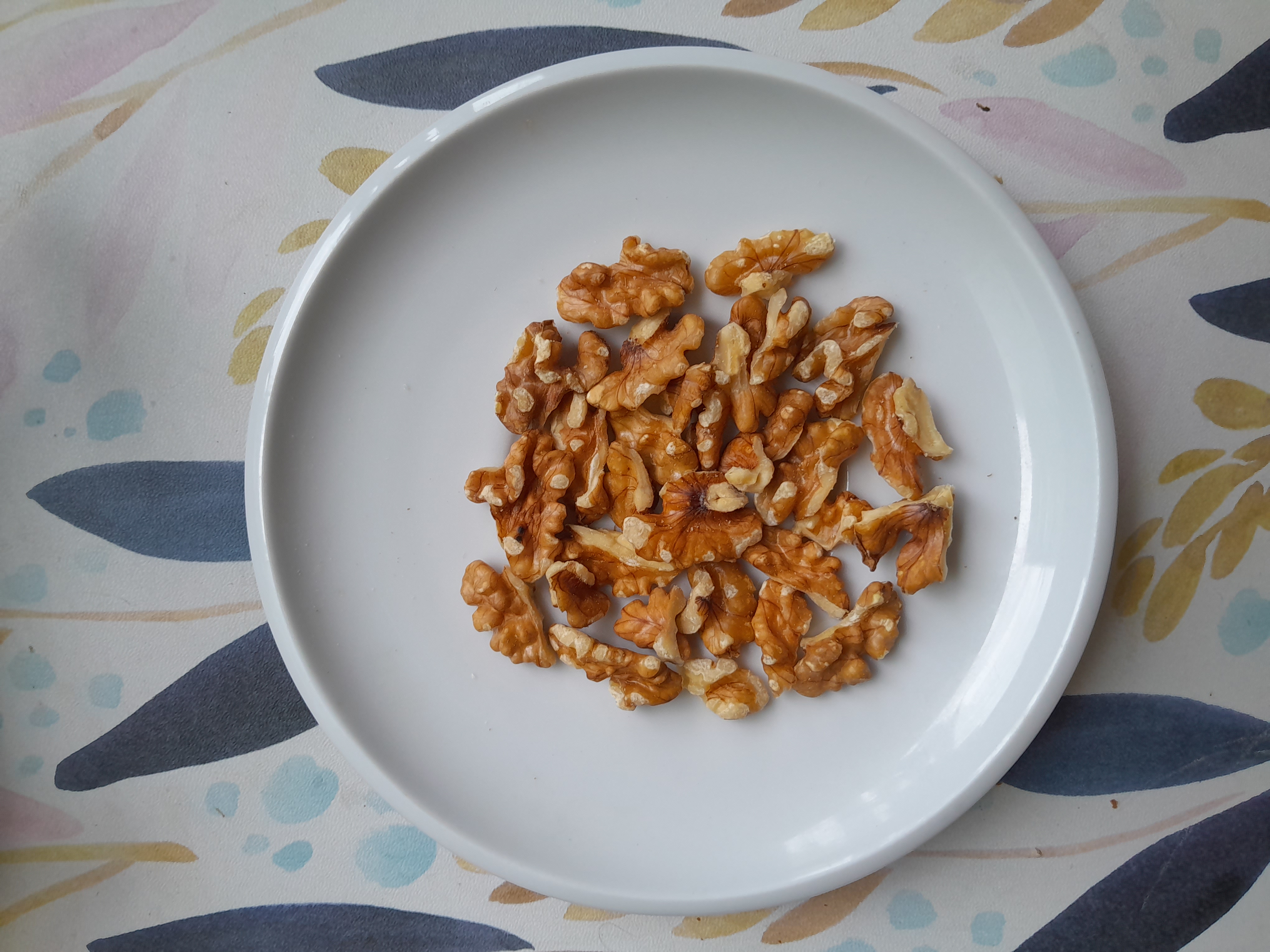 fotografia de fideos y arroz crudo